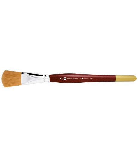 Series 45/S flat brush with gold synthetic fibre and a short handle.